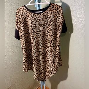 Croft & Barrow Animal Print Short Sleeve Top